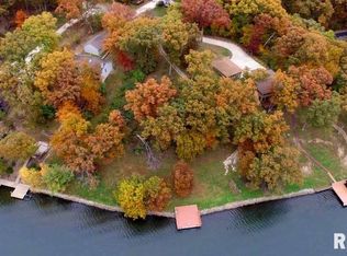 279 Pin Oak Ct, Dahinda, IL 61428