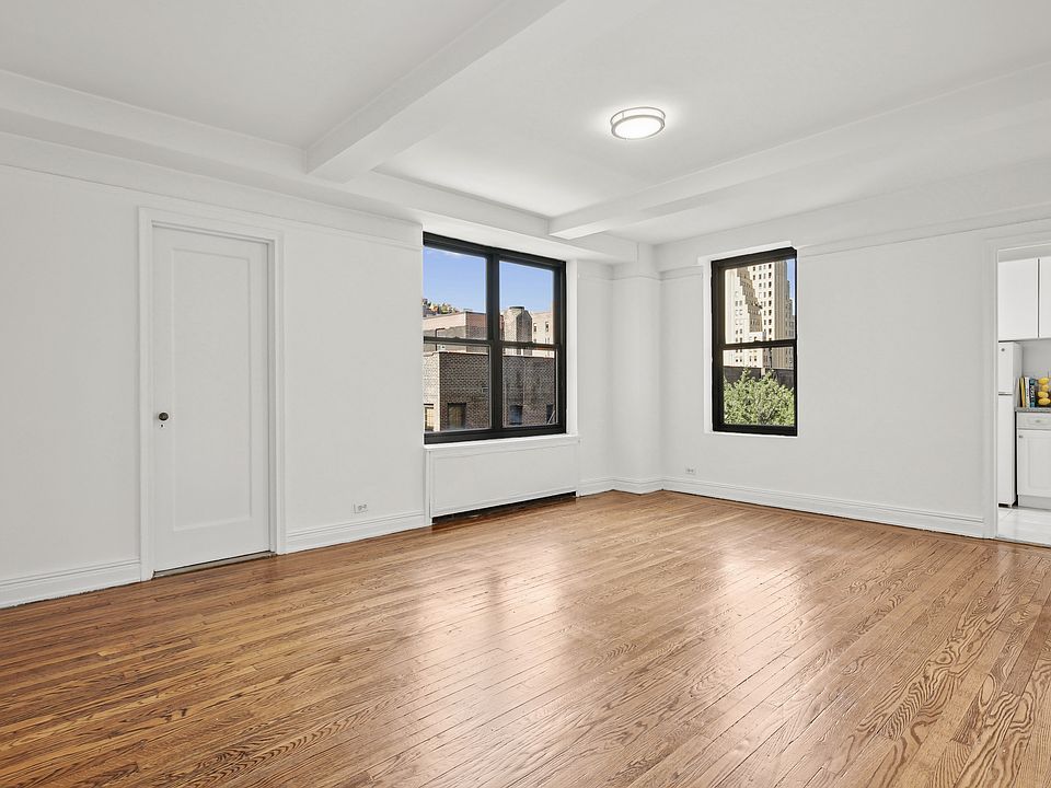 2nd image of 200 W 16th St APT 5C