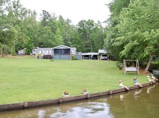 270 Lakeview Farm Rd, Cross Hill, SC 29332