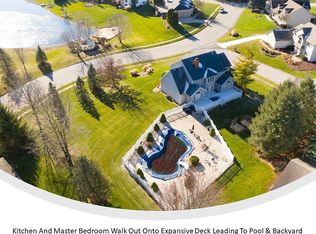 26077 Westwood Hills Dr, South Bend, IN
