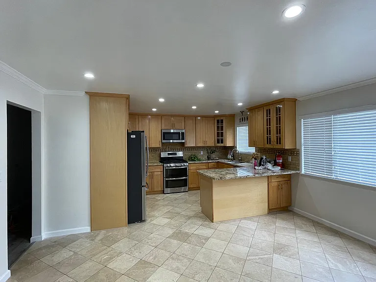 6147 Seminary Ave #3 — Photo 6