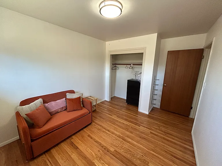 718 Randall St #718 — Photo 19