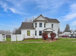 2301 Charleston Ave, Mattoon, IL 61938