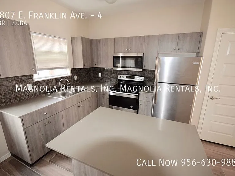 2807 E Franklin Ave #4 — Photo 5