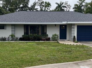74 Barberton Rd, Lake Worth, FL 33467
