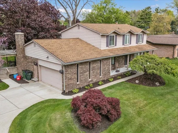 55767 Sandy Ln, Shelby Township, MI 48316