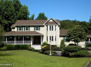 998 Caravan Trl, Owings, MD 20736