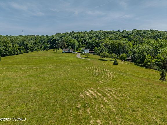 5th image of 231 Herndon School Ln