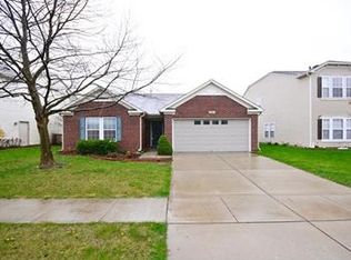 2987 Seasons Dr, Greenwood, IN