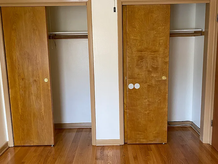 3850 W Argyle St #1S — Photo 6