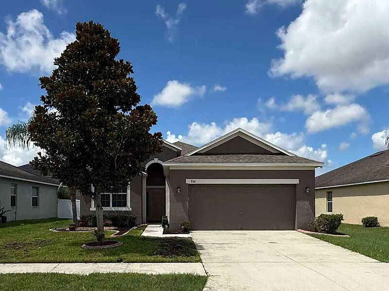 4 bed, 2.0 bath, 1594 sqft, $2,200 — Photo 2