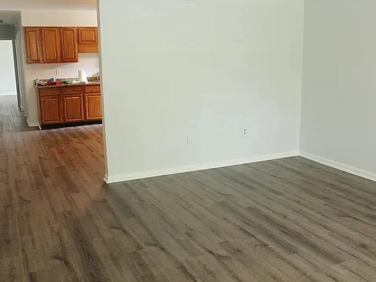 1132 Gilmore Ave #1132 — Photo 4