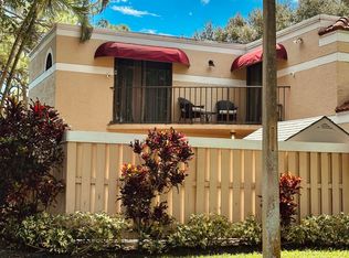 4260 Village Dr UNIT B, Delray Beach, FL 33445