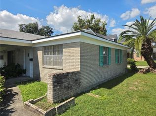 3655 Somerset Dr, New Orleans, LA 70131