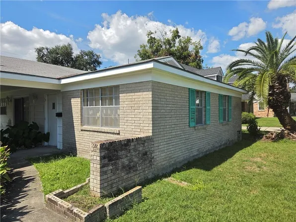 3655 Somerset Dr, New Orleans, LA 70131