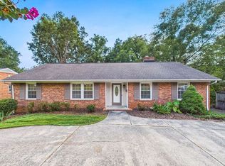 1103 Surry Dr, Greensboro, NC 27408