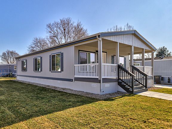 2nd image of 559 N Meadowland Cir