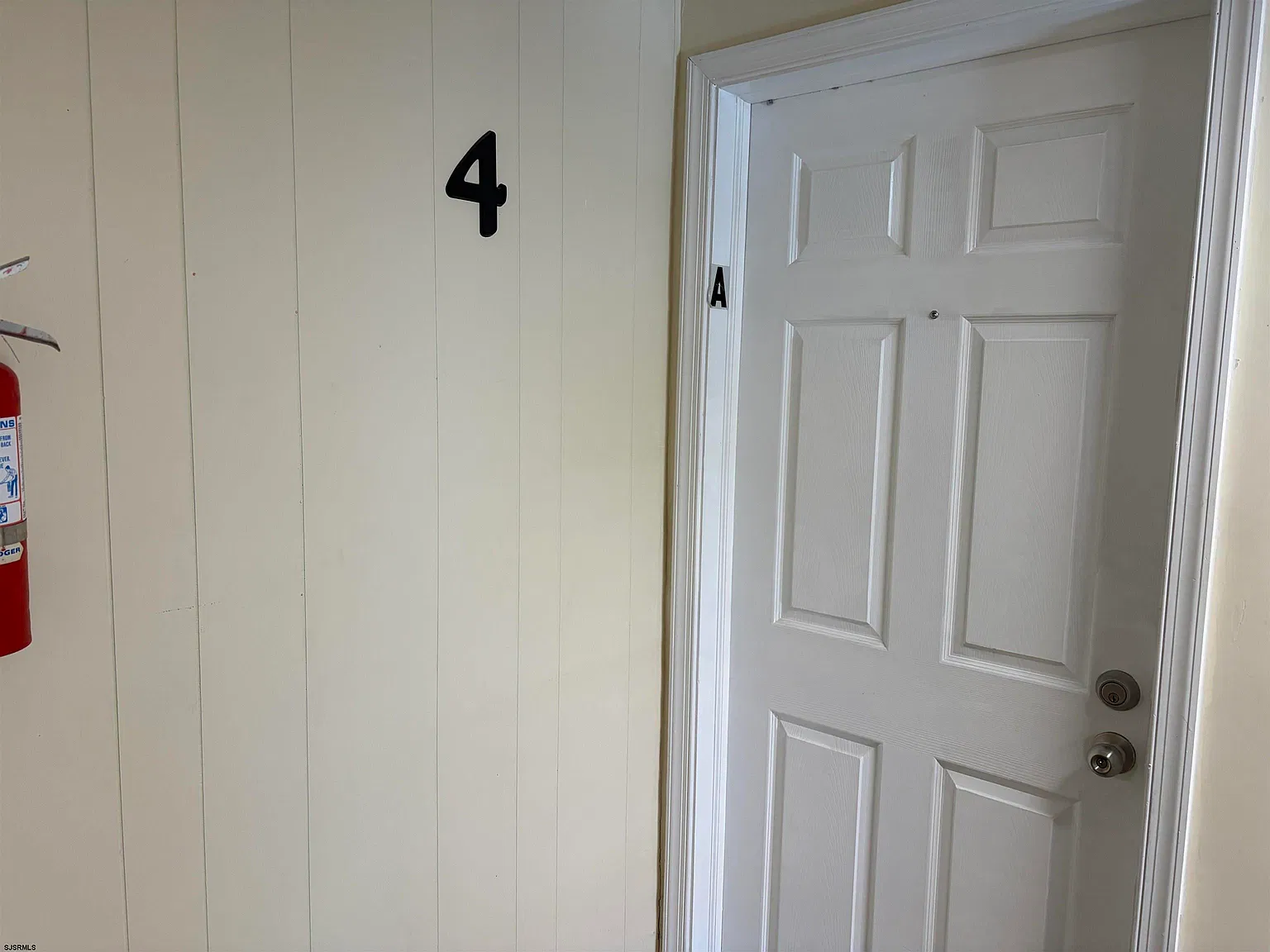 1 bed, 1.0 bath, $1,200 — Photo 3