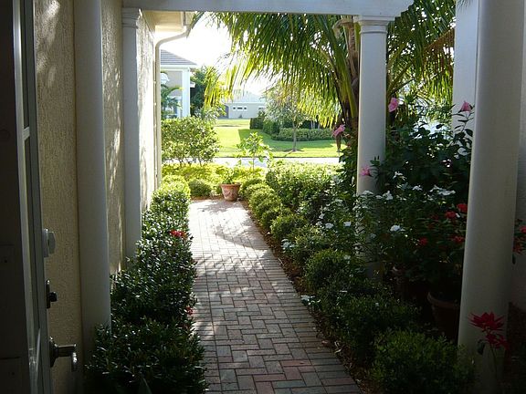 2nd image of 1221 River Reach Dr