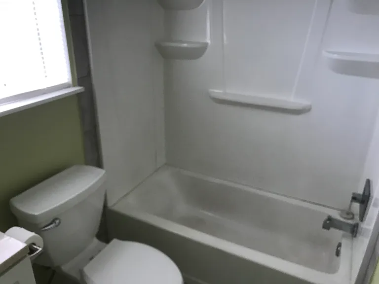 1124 Irvington Dr — Photo 8