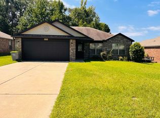 1137 Meadows Edge Dr, Alexander, AR 72002