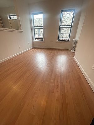 3rd image of 1766 Amsterdam Ave APT 5R