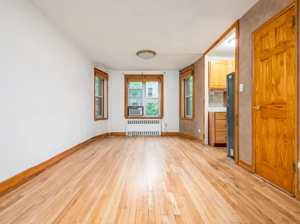 33-35 81st Street image 2 of 13