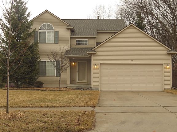 2nd image of 253 Cove View Dr