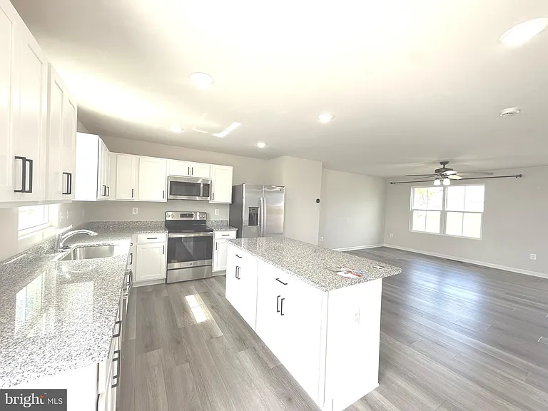365 Otero Ln — Photo 5