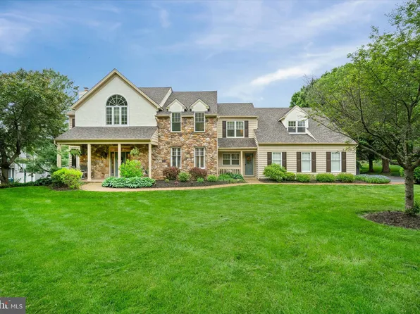 723 Ann Dr, Kennett Square, PA 19348