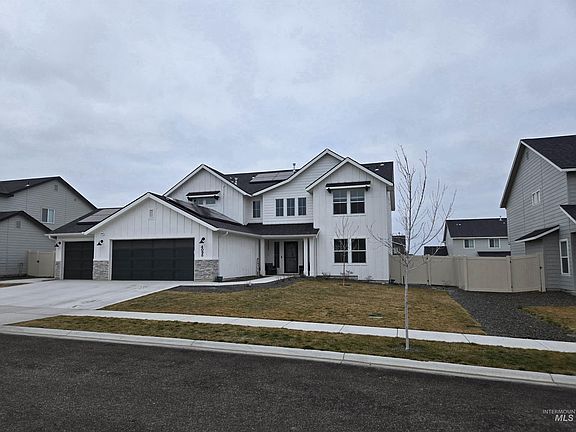 3rd image of 4098 E Mets St