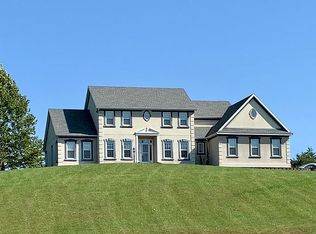 325 Dalton Dr, Ripley, WV 25271