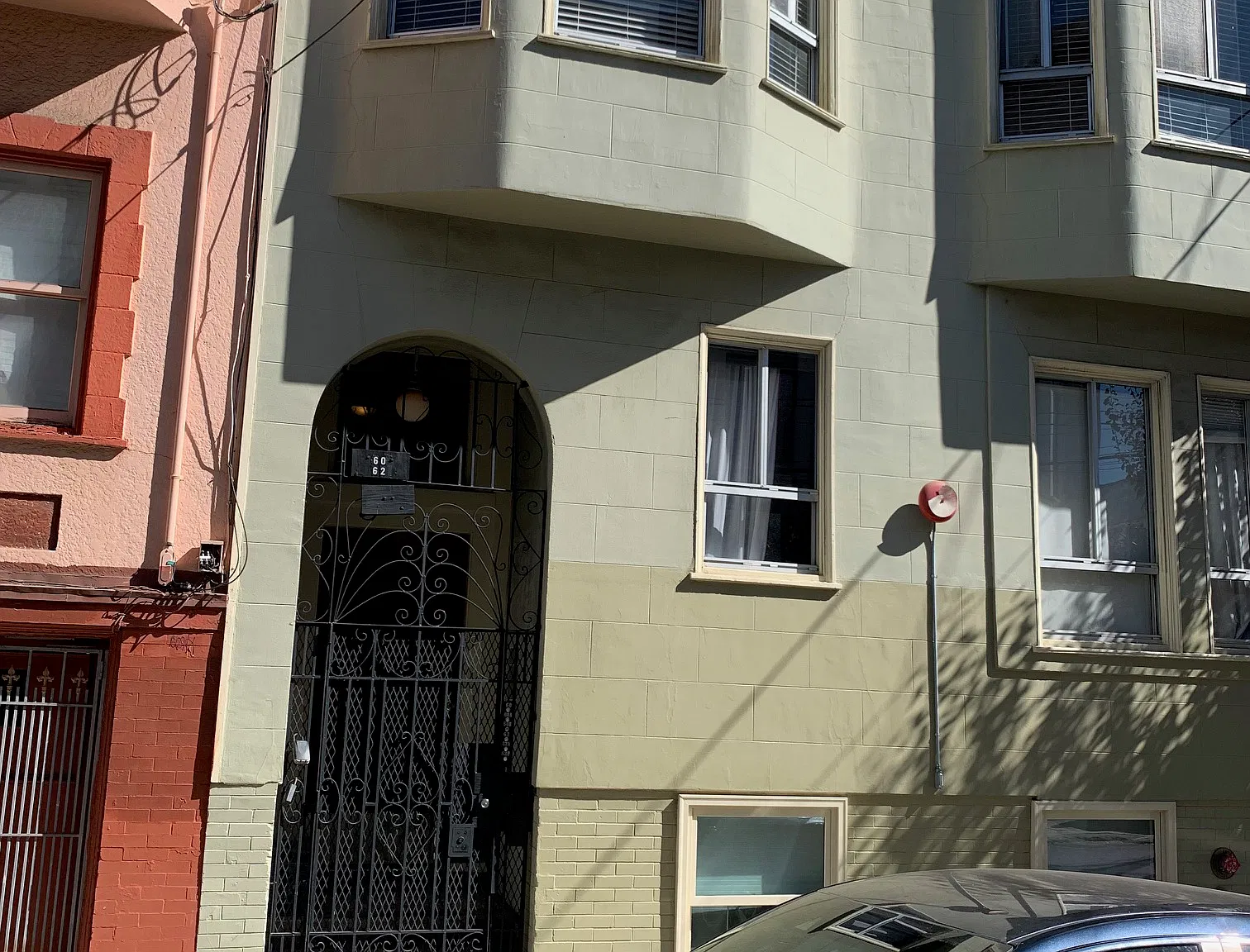 2 bed, 885 sqft, $4,100 — Photo 2