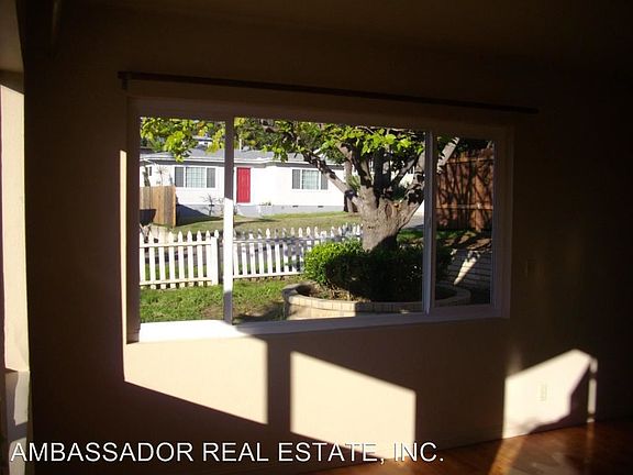 4th image of 273 Lado De Loma Dr
