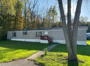 6908 Landsend Ln, Liverpool, NY 13090