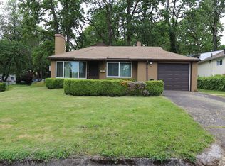 710 E Dartmouth St, Gladstone, OR 97027