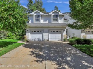 5696 Shaw St UNIT 9, Haslett, MI 48840