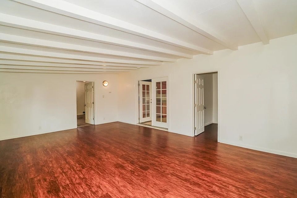 1st image of 2114 Oxford St