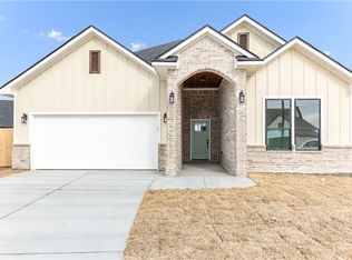 2102 Aleppo Ct, Bryan, TX 77807
