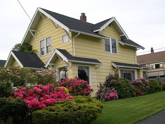 Corner lot