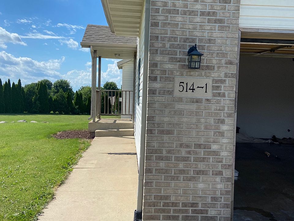 1st image of 514 N Westmount Dr APT 1