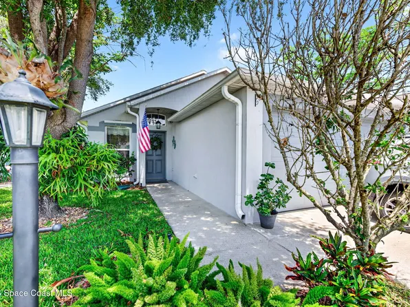 2125 Redwood Cir NE, Palm Bay, FL 32905