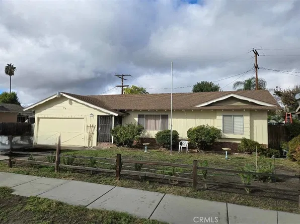 785 S Thompson St, Hemet, CA 92543