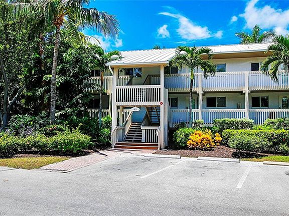 2nd image of 606 Marina Villas