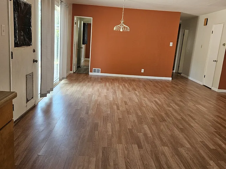 1224 Garcia St NE — Photo 5