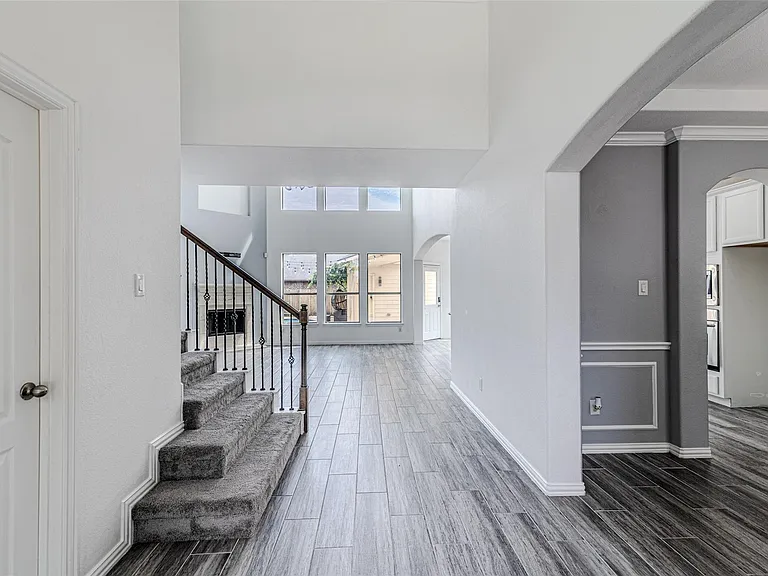 6219 Saint Rosalia Dr — Photo 6