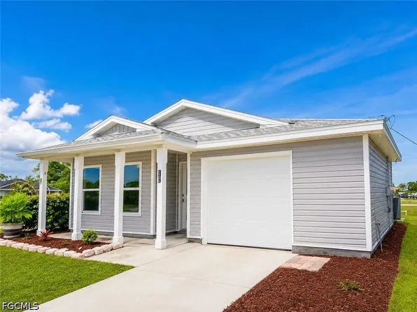 3021 NE 2nd Ave, Cape Coral, FL 33909