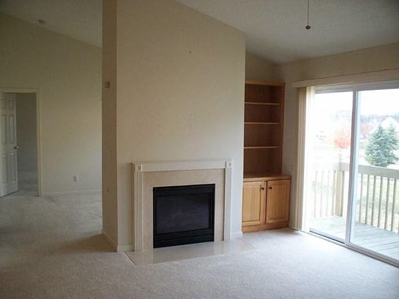 3rd image of 3645 Thorngate Dr