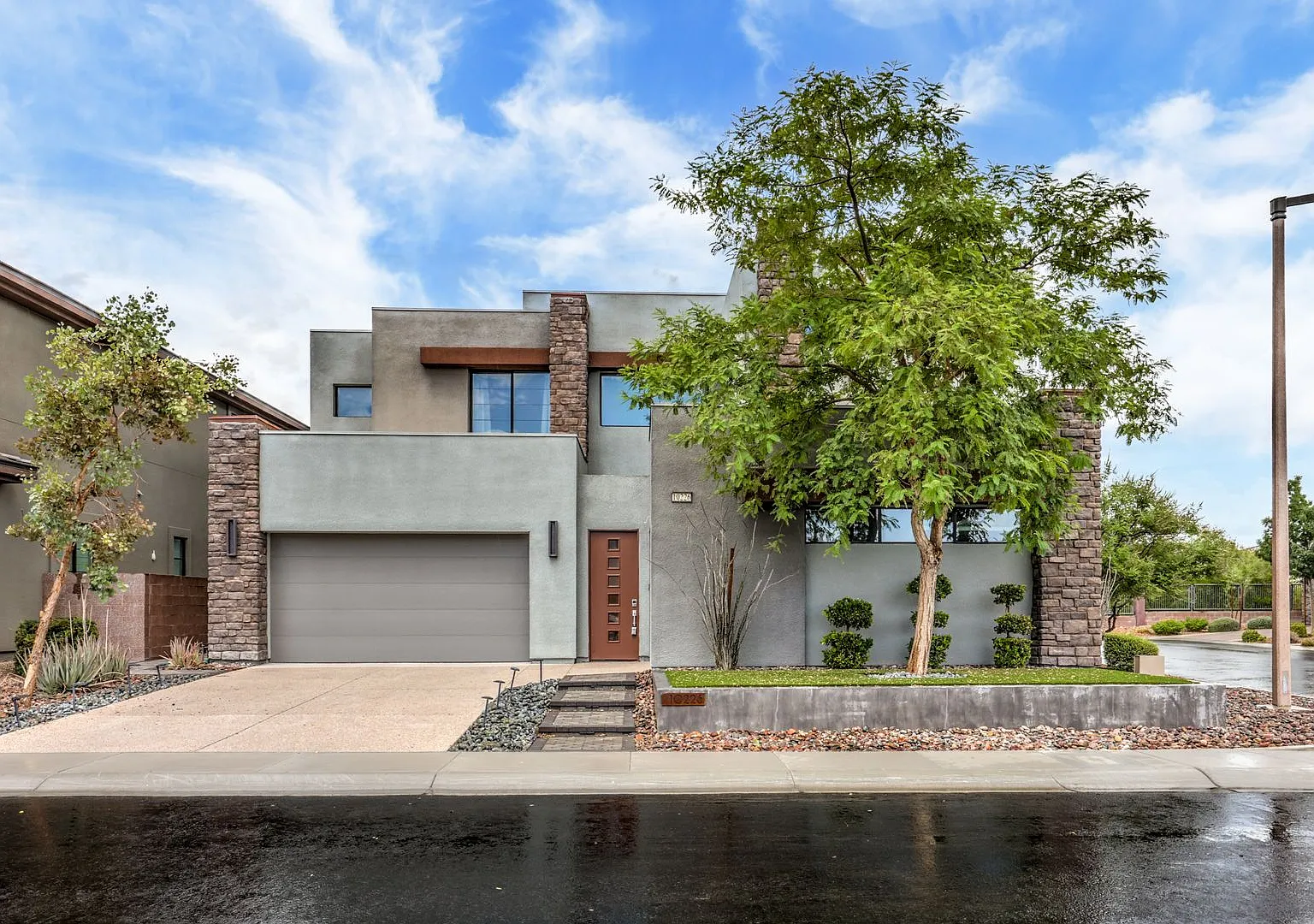 Summerlin South Masterpiece fully Furnished for rent — Photo 1