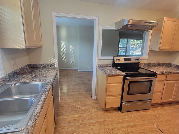 2 8th St NW 2024 logo 4_10082024